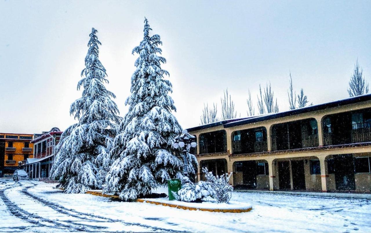 Hotel Cascada Inn Creel Exterior photo